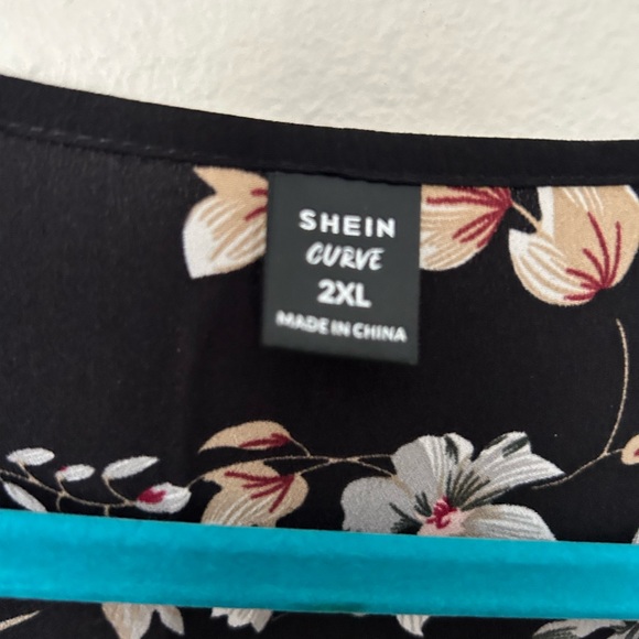 This is a semi dressy Shein maxi dress. - Picture 6 of 6